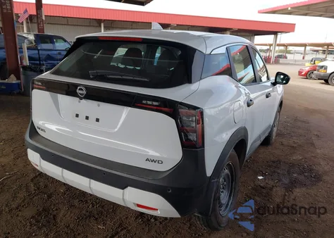 2025 Nissan Kicks S Intelligent Awd z USA, uszkodzony, nr VIN 3N8AP6BBXSL390228